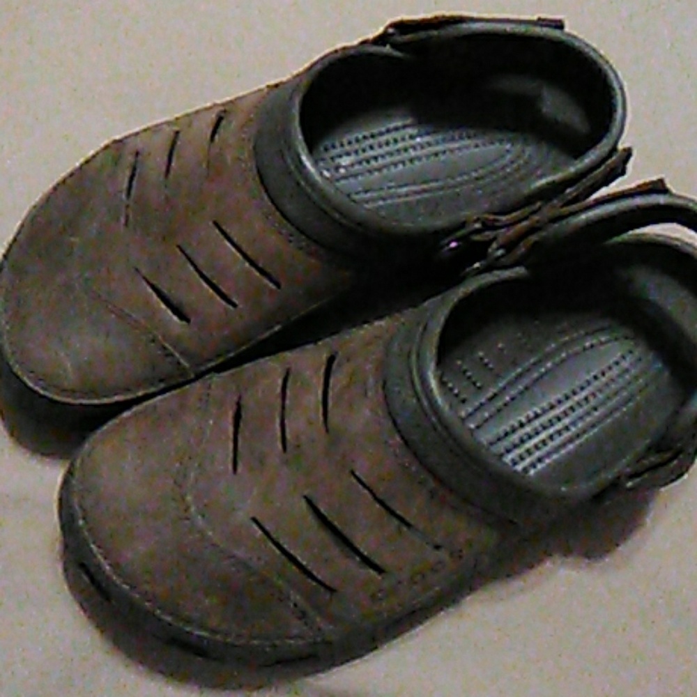 Leather crocs slip on, adjustable velcro strap